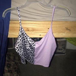 Romwe cami crop top. Never worn just too big.